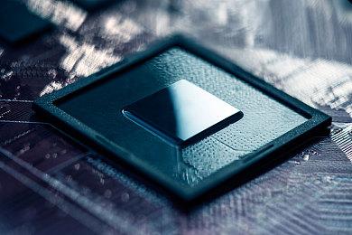 铃木裕希望制作《如龙0》风格的《莎木》前传游戏 新玩家更易上手